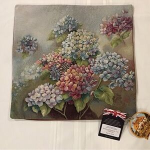 NEW Hines of Oxford Tapestry Pillow Cover Summer Hydrangeas - Nel Whatmore